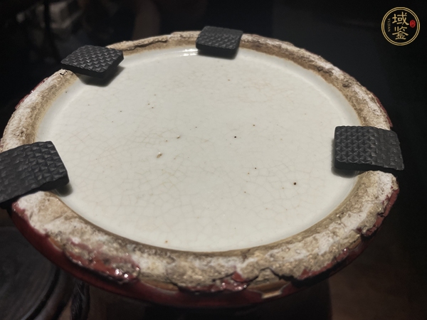 古玩陶瓷紅釉瓶真品鑒賞圖
