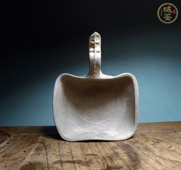 古玩陶瓷方形龍首匜真品鑒賞圖