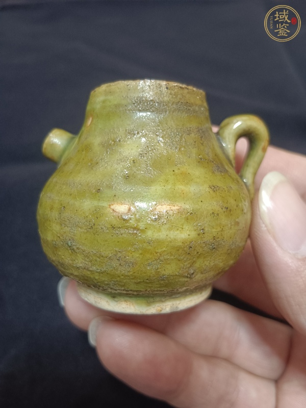 古玩陶瓷青釉硯滴真品鑒賞圖