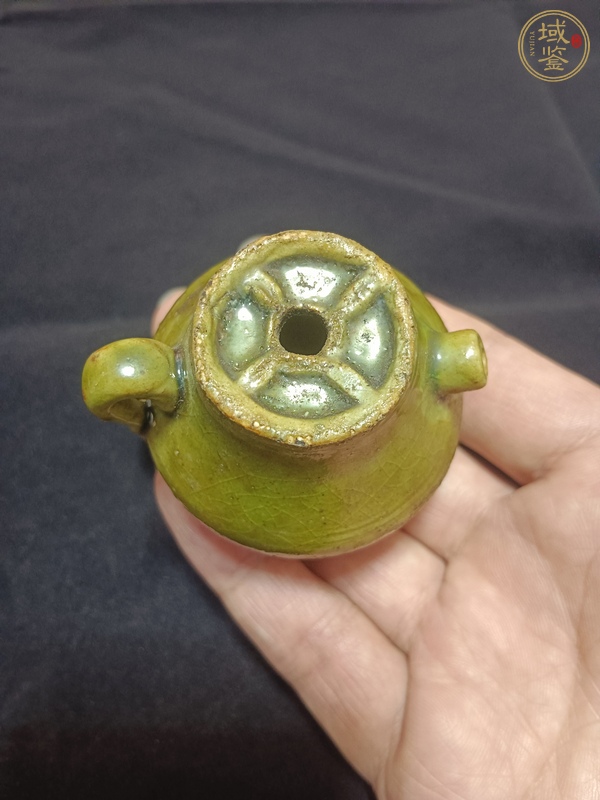 古玩陶瓷青釉硯滴真品鑒賞圖