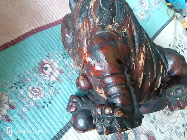 古玩雜項(xiàng)木雕獅子擺件真品鑒賞圖