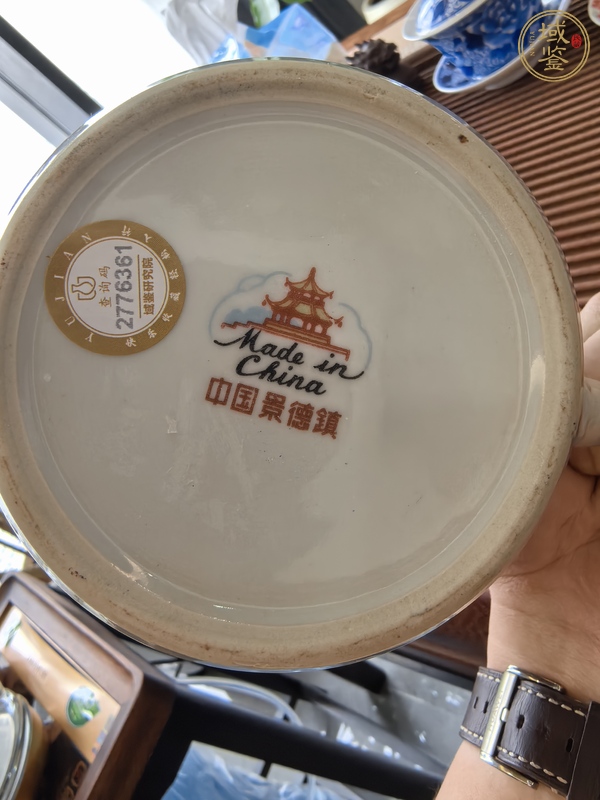 古玩陶瓷彩繪茶壺真品鑒賞圖