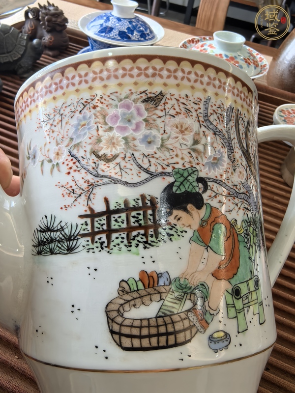 古玩陶瓷彩繪茶壺真品鑒賞圖