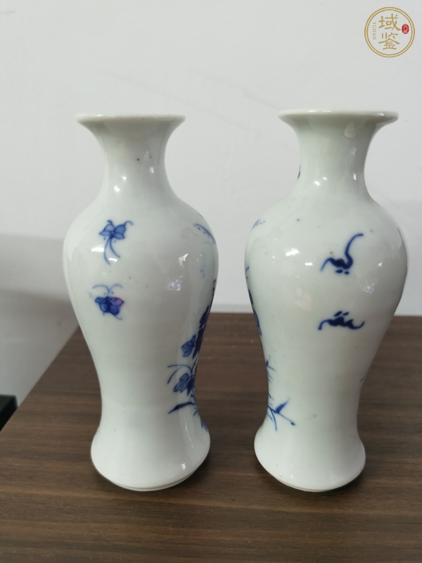 古玩陶瓷青花花鳥觀音瓶真品鑒賞圖