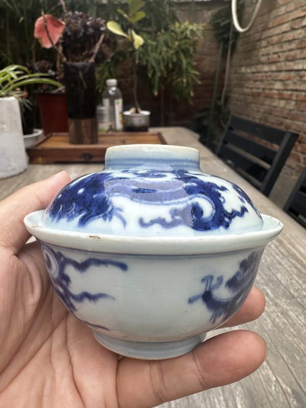 古玩陶瓷雍正·青花夔龍紋蓋碗拍賣,當前價格5777元