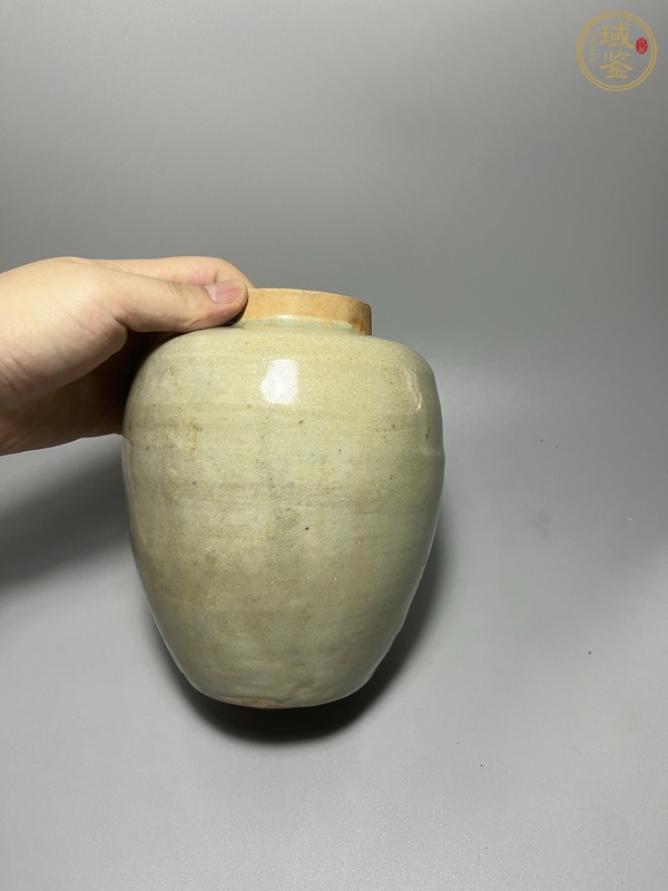古玩陶瓷青釉罐真品鑒賞圖