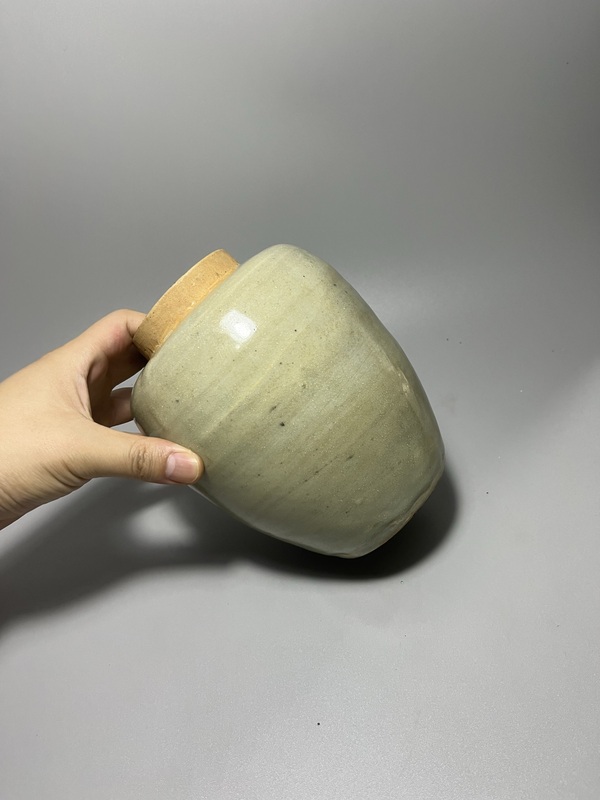 古玩陶瓷龍泉青瓷冬瓜罐拍賣，當前價格0元