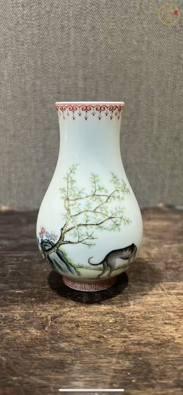 古玩粉彩瓶真品鑒賞圖