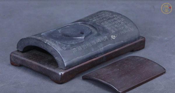 古玩雜項瓦型硯真品鑒賞圖