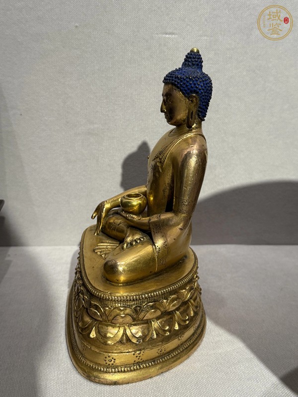 古玩銅器寶生佛真品鑒賞圖