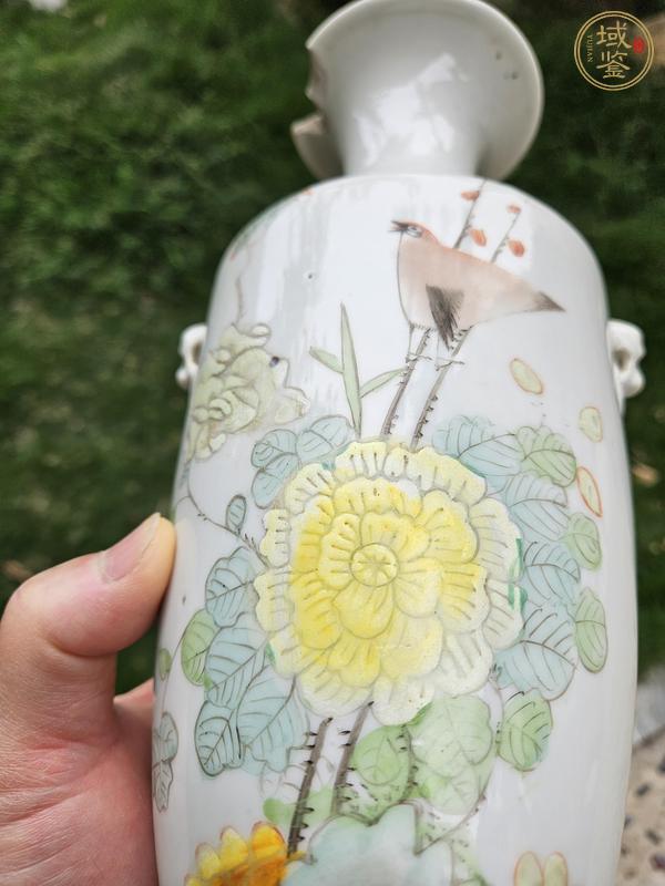 古玩陶瓷粉彩花鳥(niǎo)紋雙耳瓶真品鑒賞圖