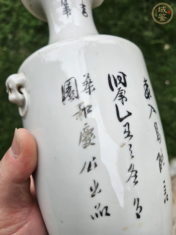古玩陶瓷粉彩花鳥(niǎo)紋雙耳瓶真品鑒賞圖