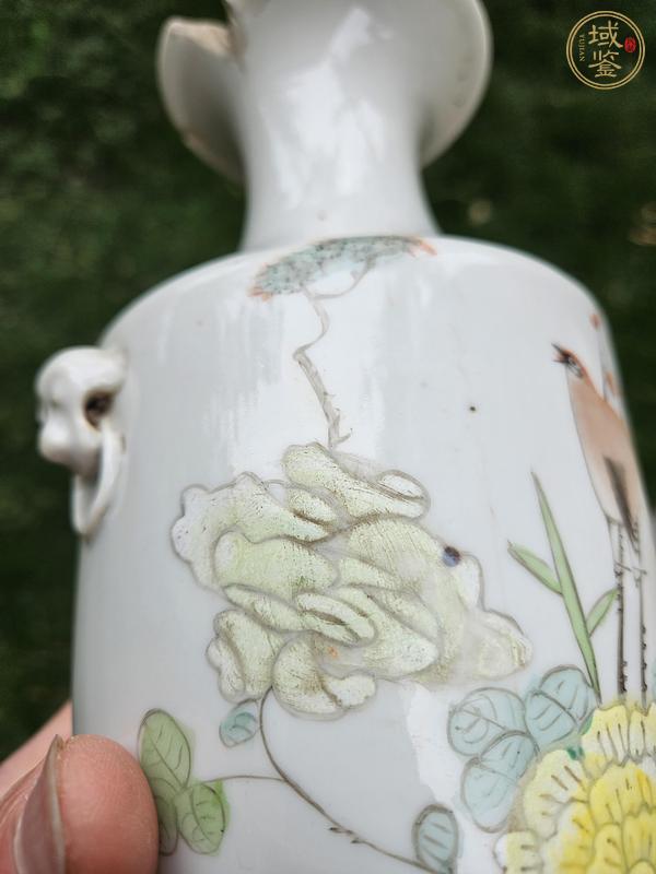 古玩陶瓷粉彩花鳥(niǎo)紋雙耳瓶真品鑒賞圖