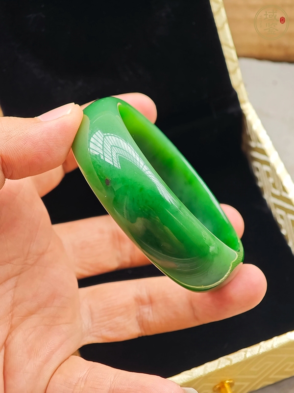 古玩玉器天然碧玉手鐲真品鑒賞圖