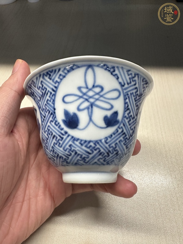 古玩陶瓷青花杯真品鑒賞圖