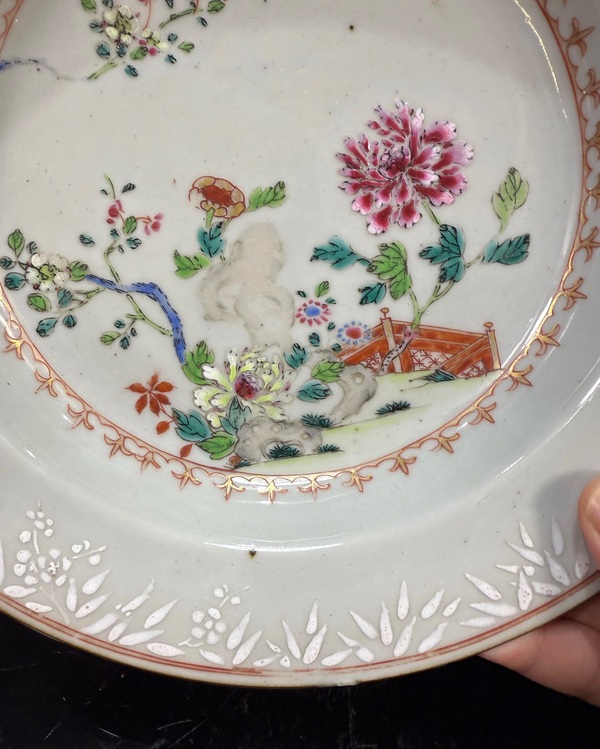 古玩陶瓷清·雍乾洞石牡丹紋細路粉彩盤拍賣，當前價格1200元