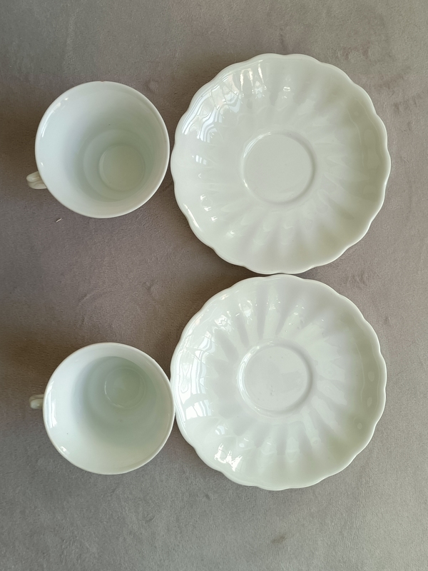 古玩陶瓷白釉杯碟拍賣，當前價格388元