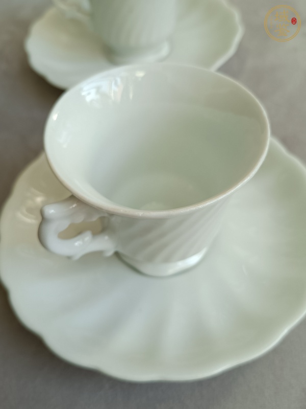 古玩陶瓷白釉杯碟真品鑒賞圖