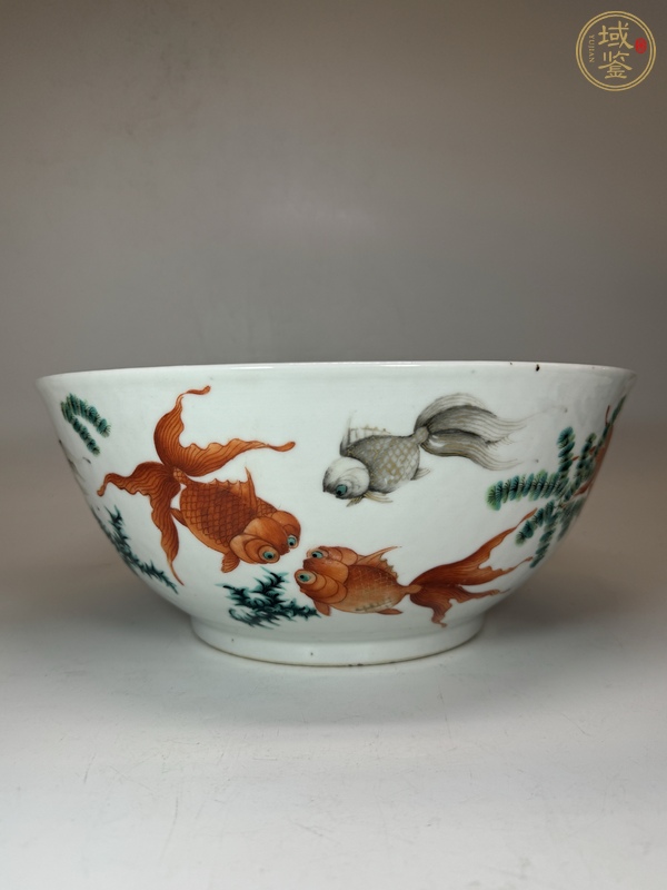 古玩粉彩碗真品鑒賞圖