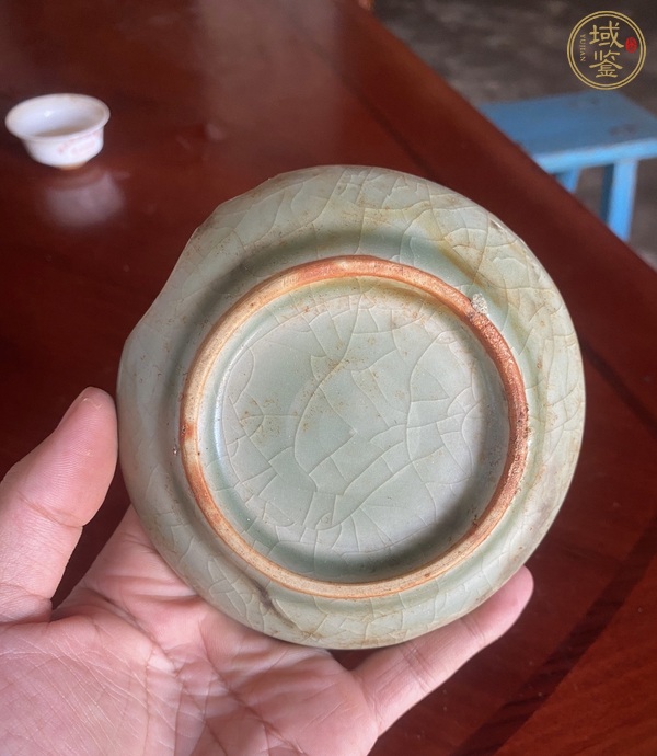 古玩陶瓷龍泉青瓷雙魚洗真品鑒賞圖