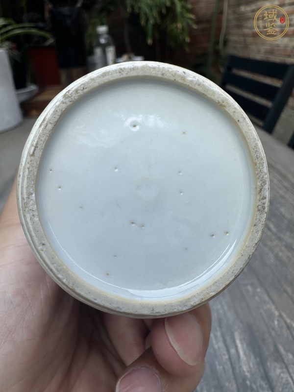 古玩陶瓷五彩花卉紋花觚真品鑒賞圖