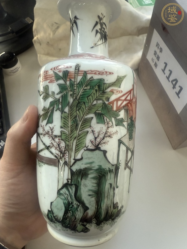 古玩陶瓷五彩人物故事紋瓶真品鑒賞圖