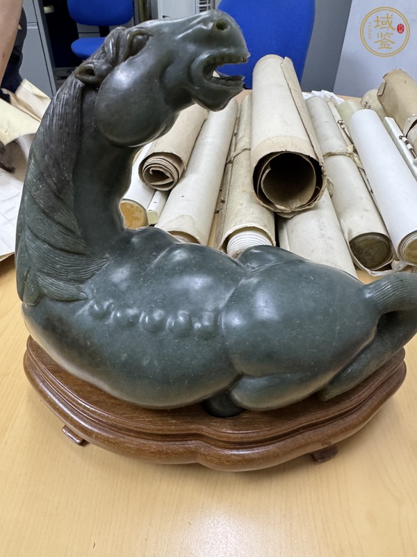古玩玉器和田玉雕“臥馬”擺件真品鑒賞圖