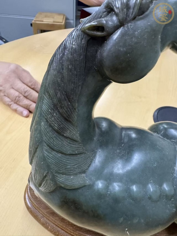古玩玉器和田玉雕“臥馬”擺件真品鑒賞圖