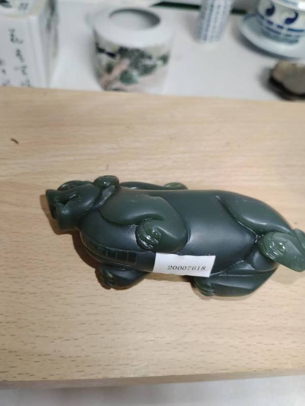 古玩玉器（朋友的）當(dāng)代和田玉雕“貔貅”擺件拍賣(mài)，當(dāng)前價(jià)格3500元