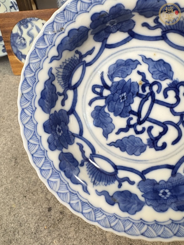 古玩陶瓷晚清青花深腹折沿盤真品鑒賞圖