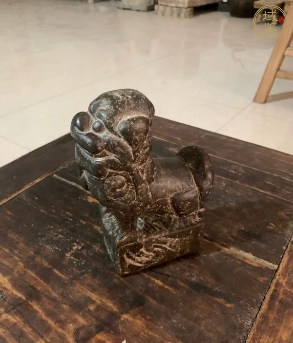 古玩青石案臺(tái)獅子真品鑒賞圖