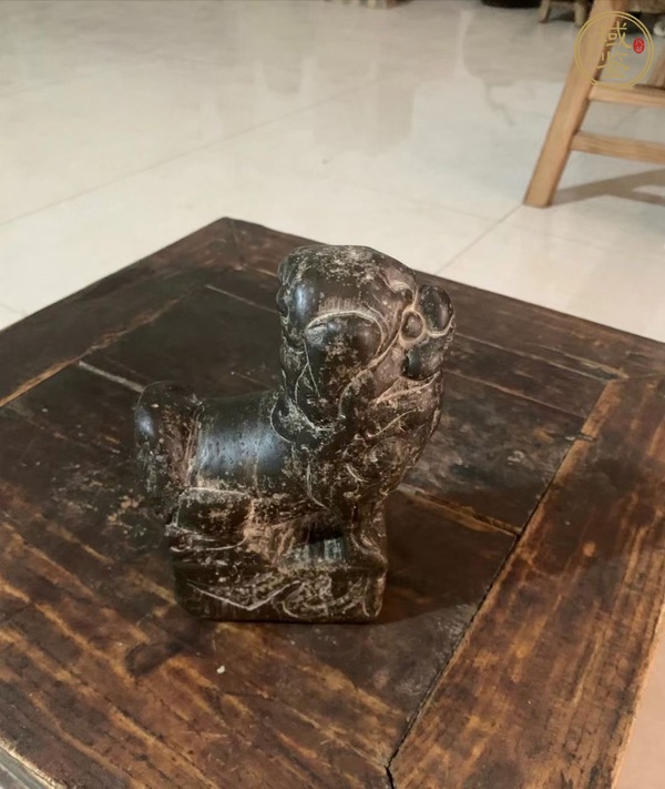 古玩雜項(xiàng)青石案臺獅子真品鑒賞圖