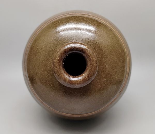 古玩陶瓷明代茶葉末釉刻水波紋大梅瓶拍賣(mài)，當(dāng)前價(jià)格38元