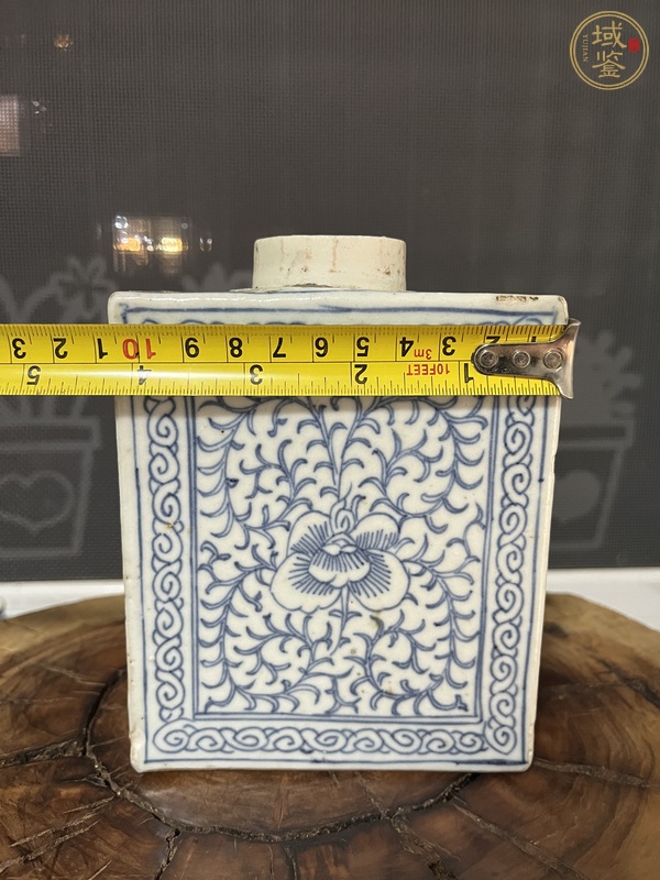 古玩陶瓷青花淡描花卉紋茶葉罐真品鑒賞圖