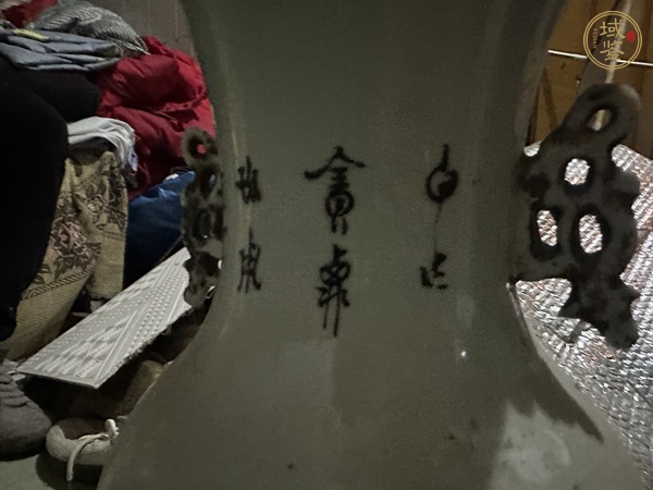 古玩陶瓷仕女紋粉彩瓶真品鑒賞圖