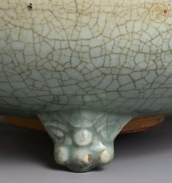 古玩陶瓷青瓷爐真品鑒賞圖