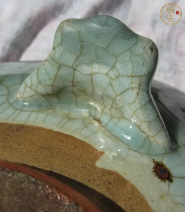 古玩陶瓷青瓷爐真品鑒賞圖