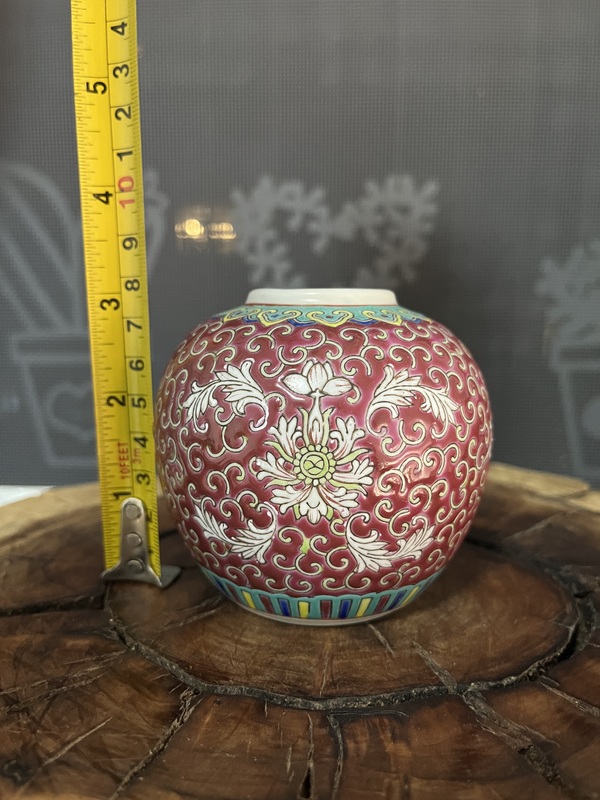 古玩陶瓷胭脂紅粉彩花卉紋罐拍賣，當(dāng)前價(jià)格588元