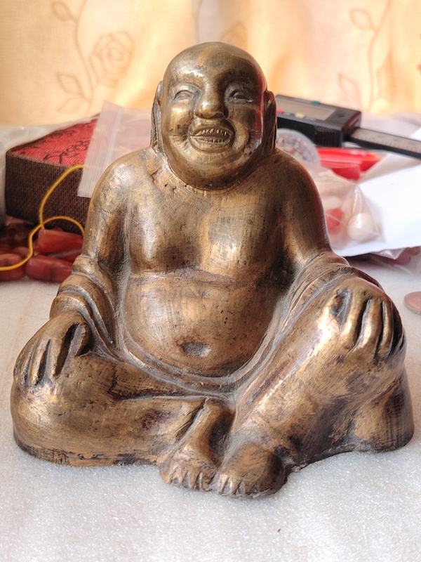 古玩轉(zhuǎn)賣老銅彌勒造像一尊拍賣，當(dāng)前價(jià)格4800元