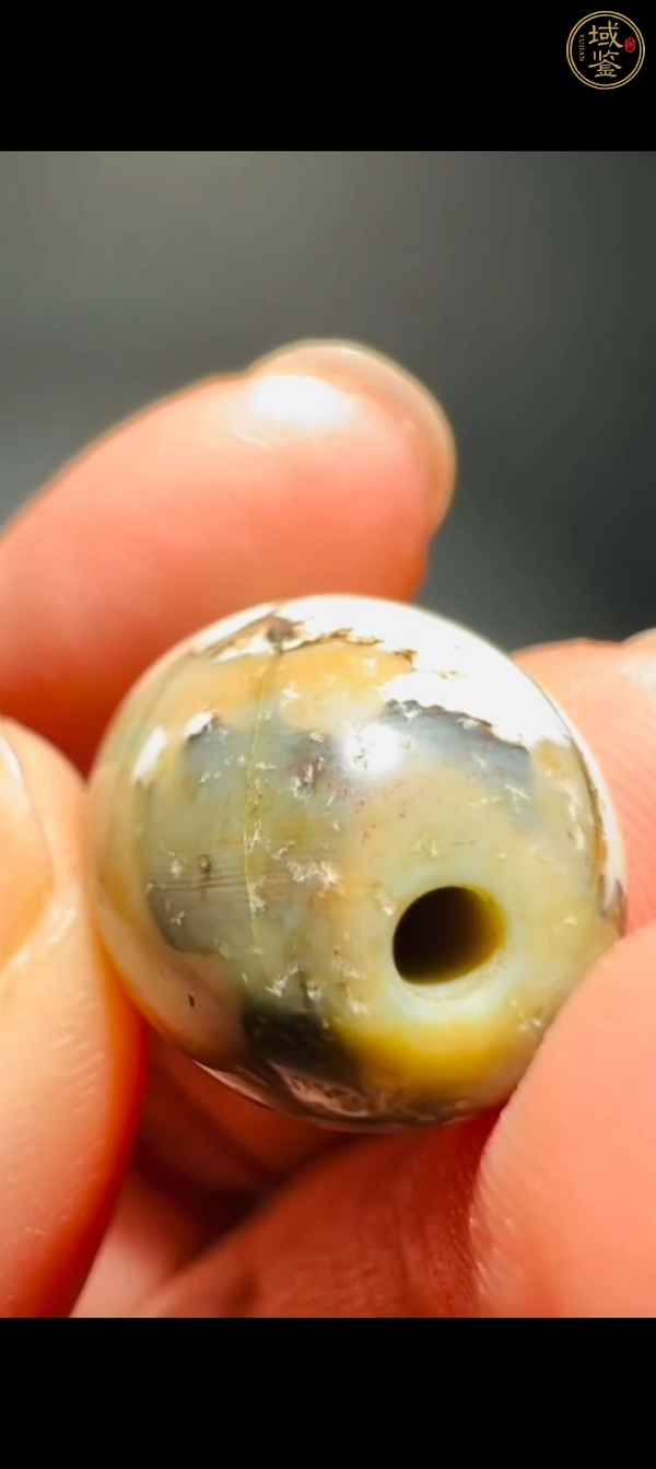 古玩玉器地方料橄欖型珠真品鑒賞圖