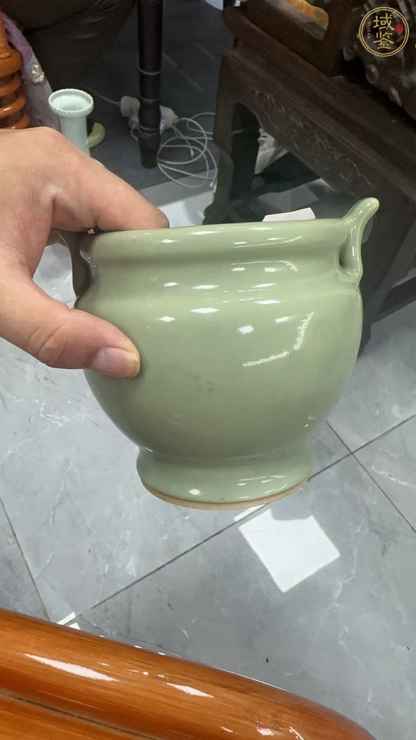 古玩陶瓷青釉香爐真品鑒賞圖