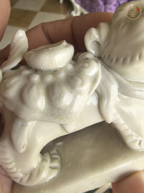 古玩陶瓷青白釉獅子燭臺(tái)真品鑒賞圖