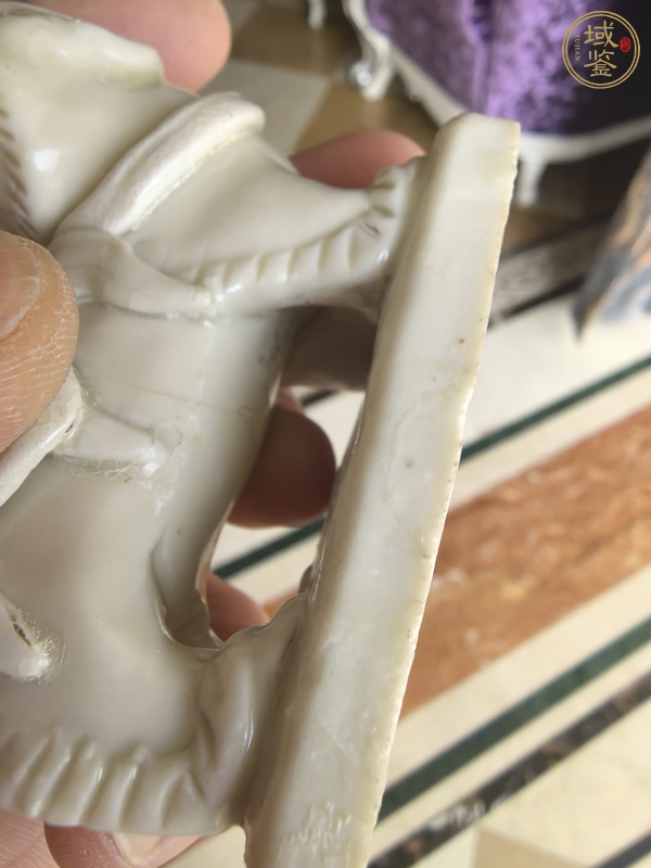 古玩陶瓷青白釉獅子燭臺(tái)真品鑒賞圖