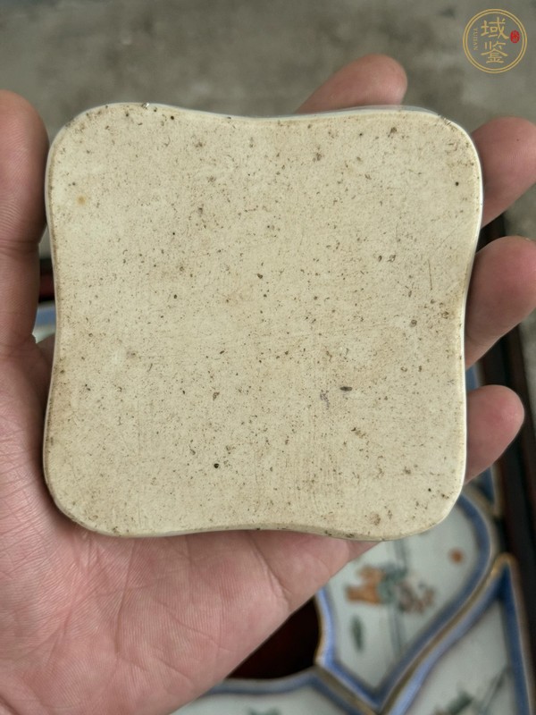 古玩陶瓷人物紋粉彩九攢盤真品鑒賞圖