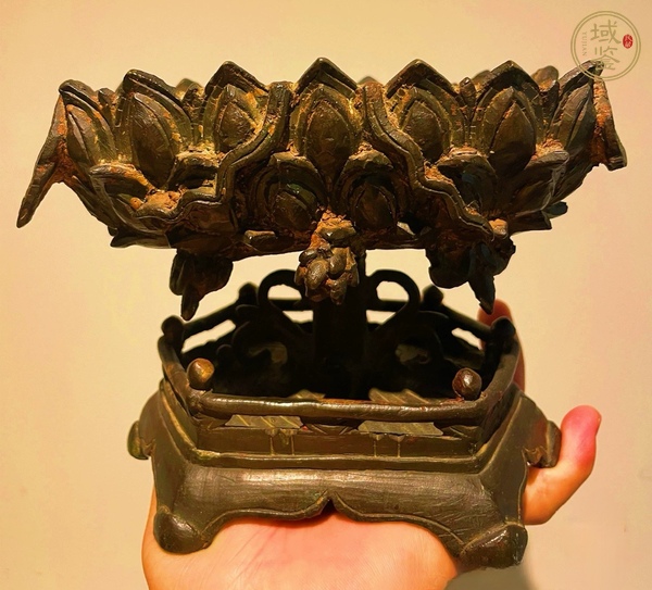 古玩銅座真品鑒賞圖
