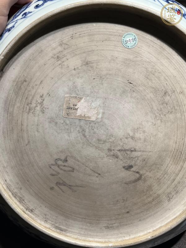 古玩陶瓷青花纏枝花卉紋臥盤真品鑒賞圖