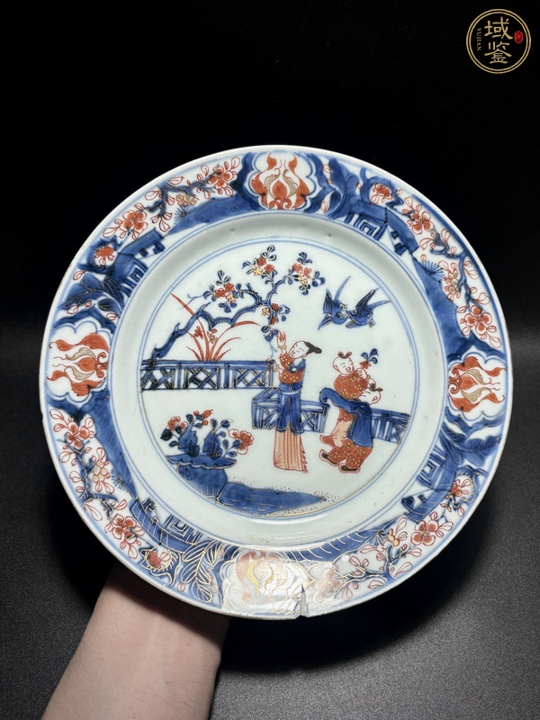 古玩陶瓷青花礬紅人物故事盤真品鑒賞圖