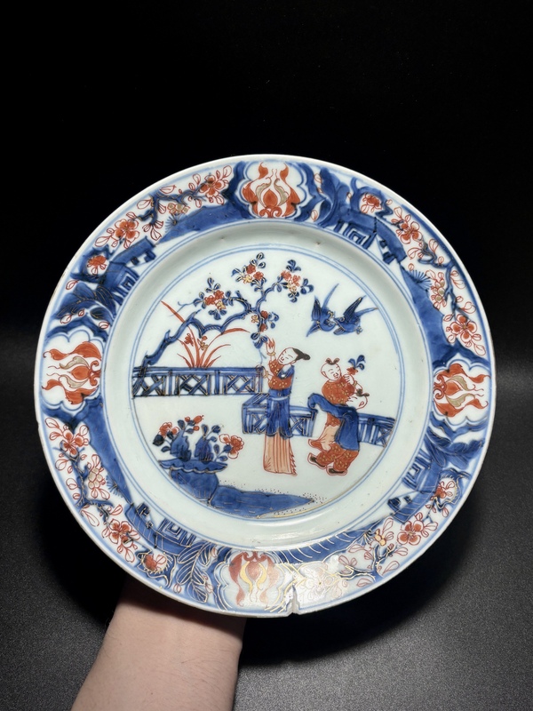 古玩陶瓷清康熙·“折桂圖”青花礬紅描金人物故事折沿盤拍賣，當(dāng)前價格960元