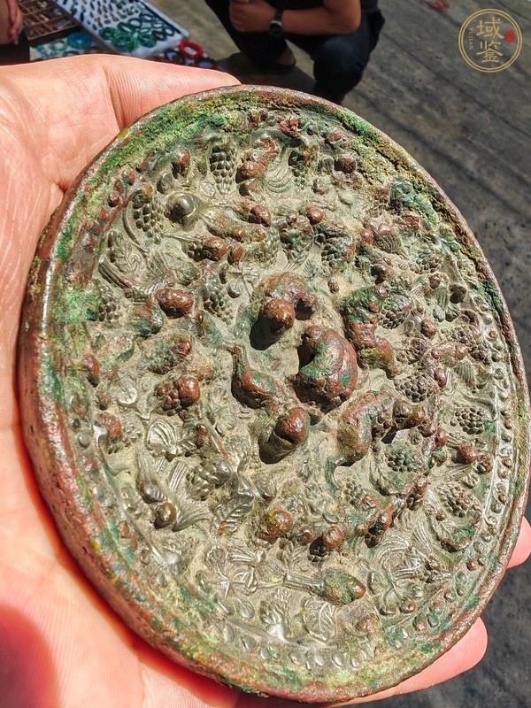 古玩唐海獸葡萄鏡真品鑒賞圖