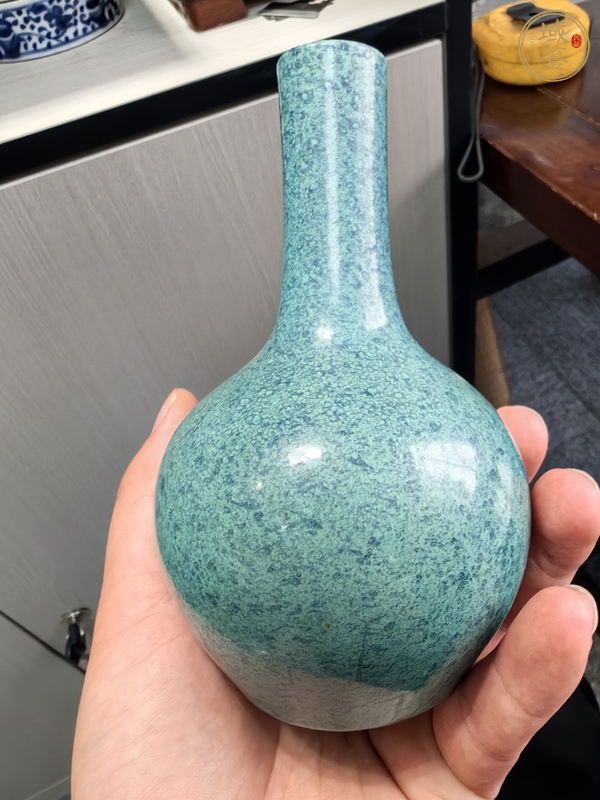 古玩陶瓷爐鈞釉天球瓶真品鑒賞圖